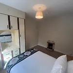 Yeats Self Catering And Bar *