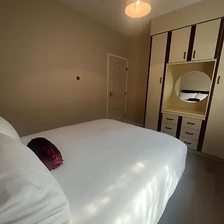 公寓 Yeats Self Catering And Bar 戈尔韦