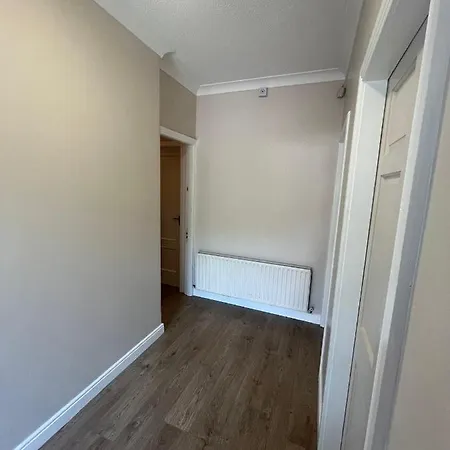 Апартаменты Yeats Self Catering And Bar Голуэй