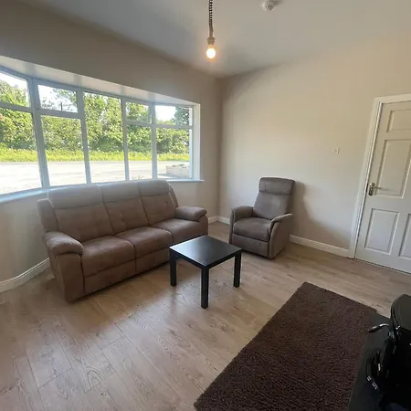 Apartament Yeats Self Catering And Bar