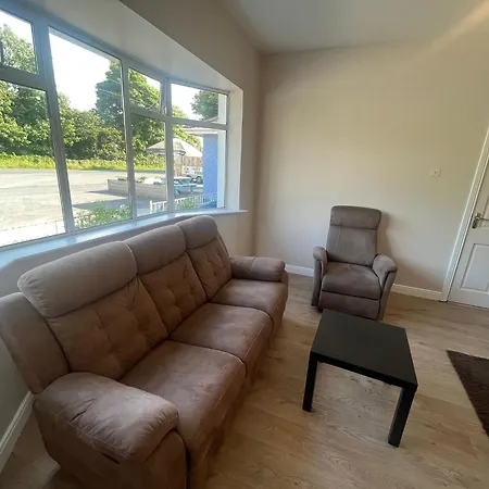 Yeats Self Catering And Bar Апартаменты Голуэй