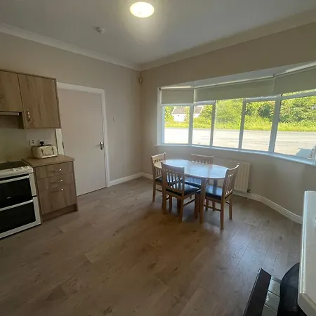 Yeats Self Catering And Bar Апартаменты Голуэй