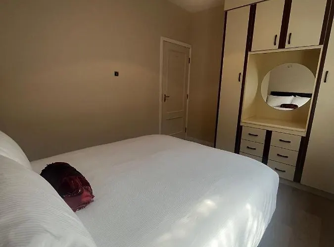 アパート Yeats Self Catering And Bar ゴールウェイ